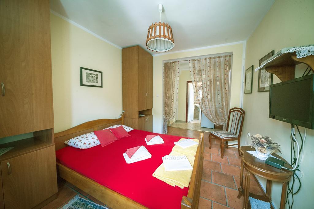 Apartments Villa Ferri Котор Экстерьер фото