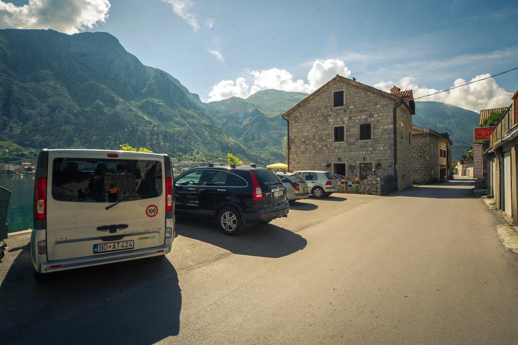 Apartments Villa Ferri Котор Экстерьер фото