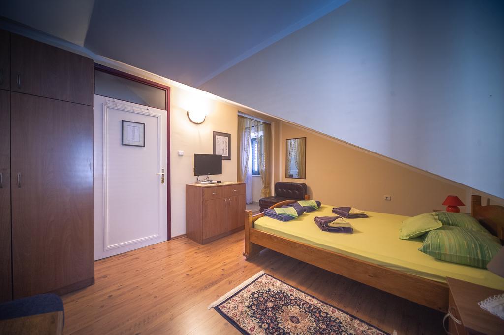 Apartments Villa Ferri Котор Экстерьер фото